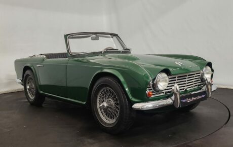 Triumph TR4  Année 1962 voiture de collection à vendre