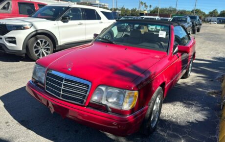 Mercedes E 320 cabriolet  Année 1995 voiture de collection à vendre